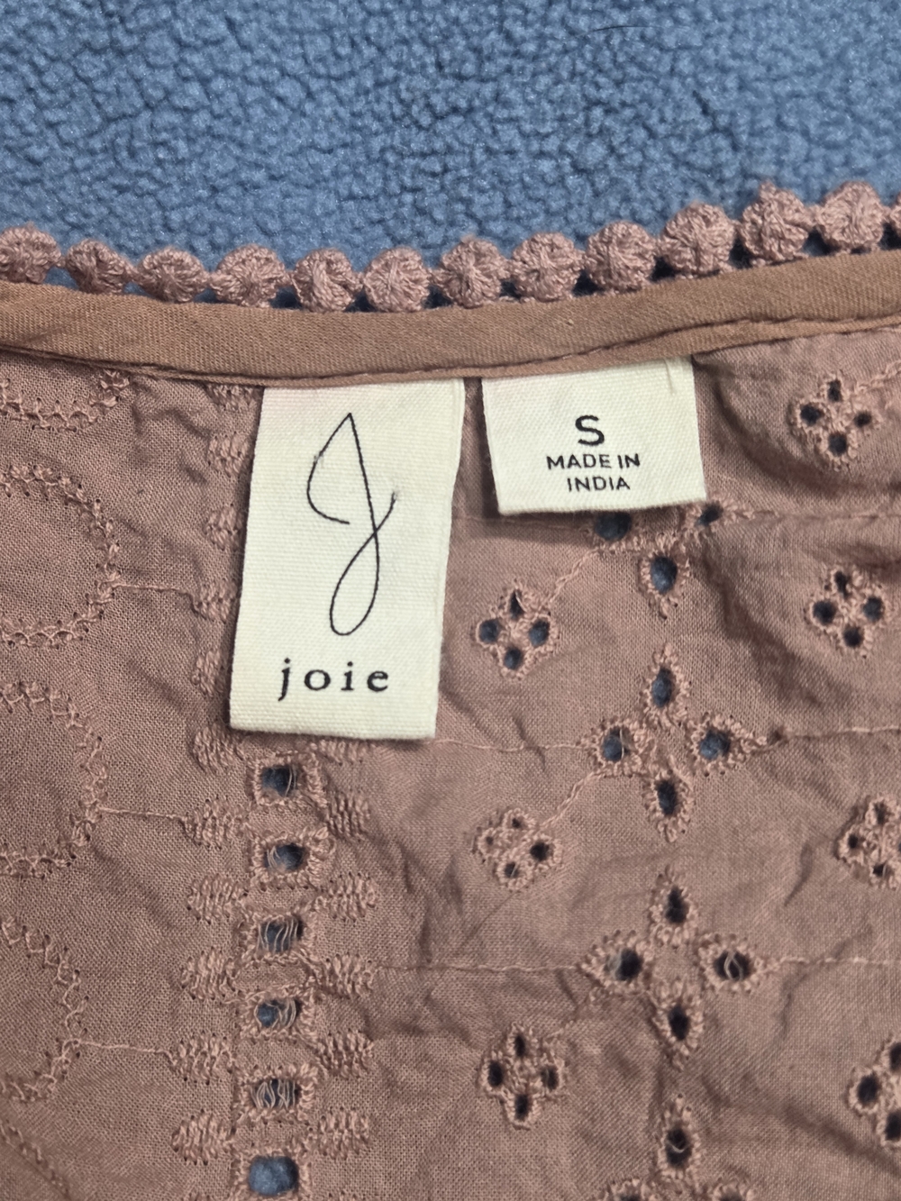 Joie Dusty Rose Eyelet Crochet V-Neck Tank - Picture 7 of 7